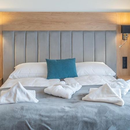 Lux Apartman V Hoteli Akvamarin Bešeňová المظهر الخارجي الصورة