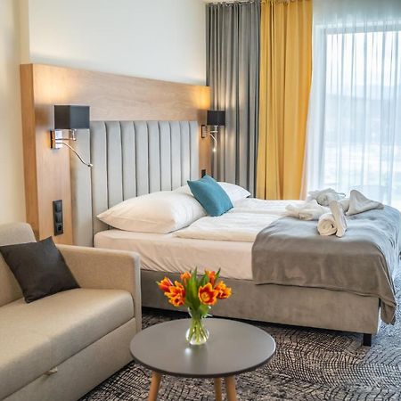 Lux Apartman V Hoteli Akvamarin Bešeňová المظهر الخارجي الصورة