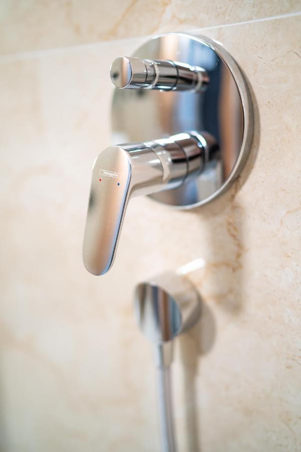 Lux Apartman V Hoteli Akvamarin Bešeňová المظهر الخارجي الصورة